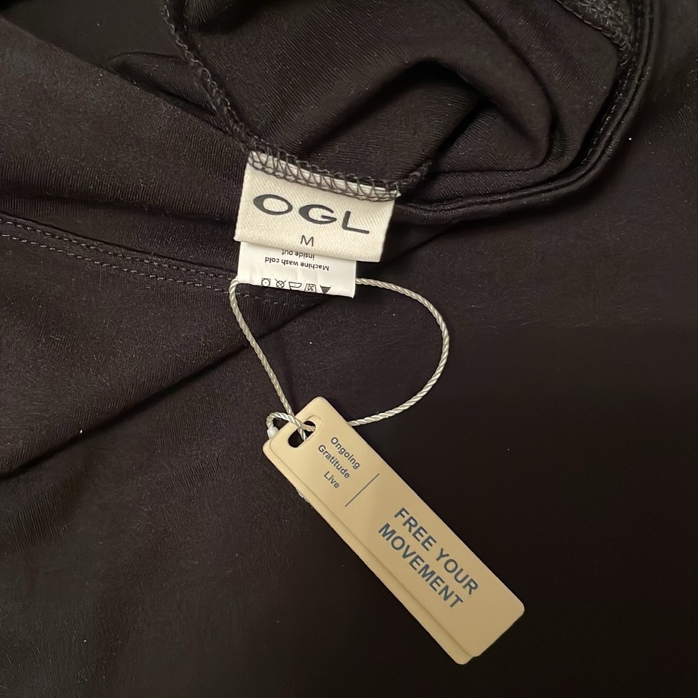 OGL Elegant Black Flare Pants - Picture 6 of 6